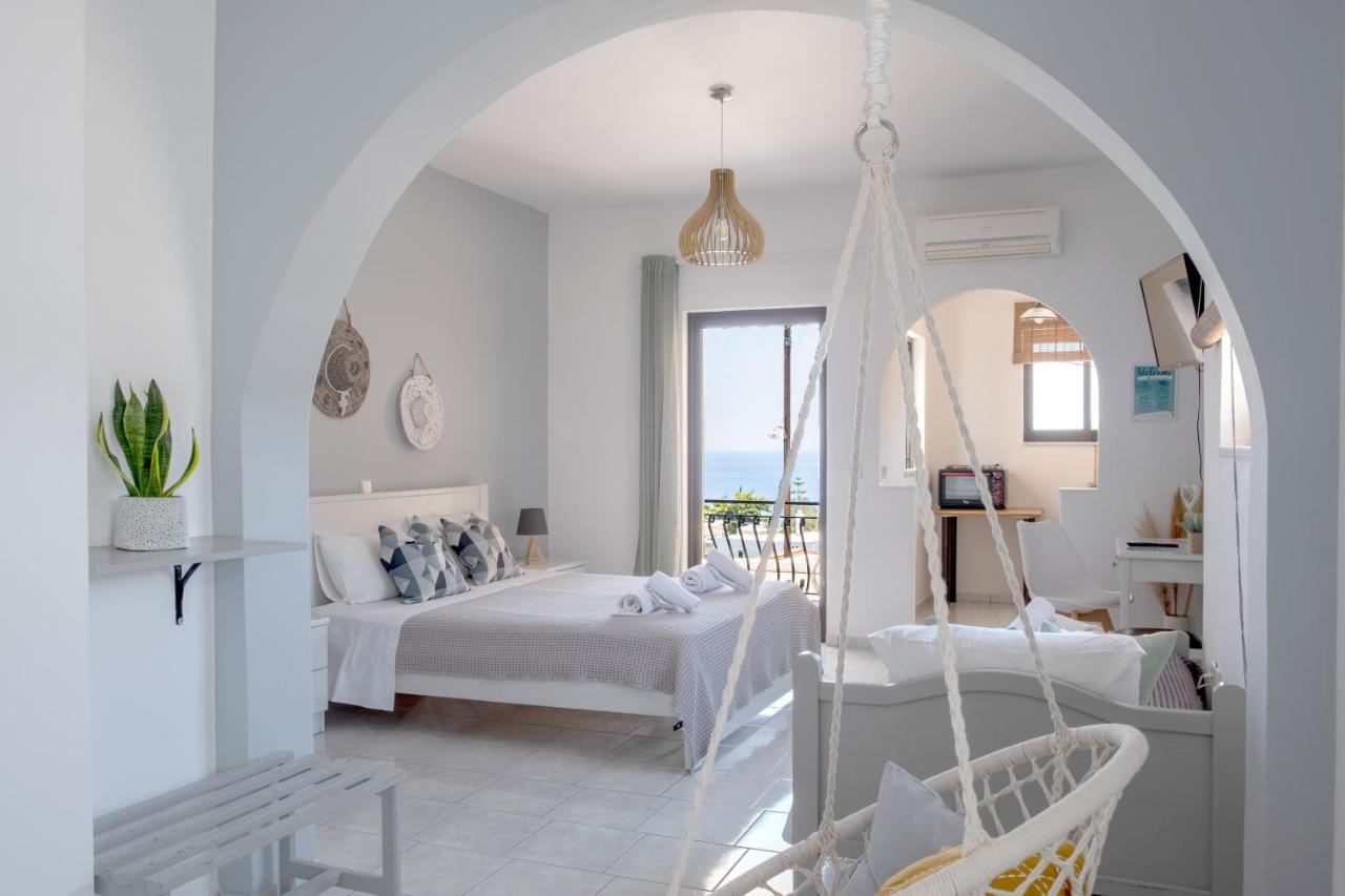 Agia Marina  Pefkides Aegina Boutique Apartments المظهر الخارجي الصورة