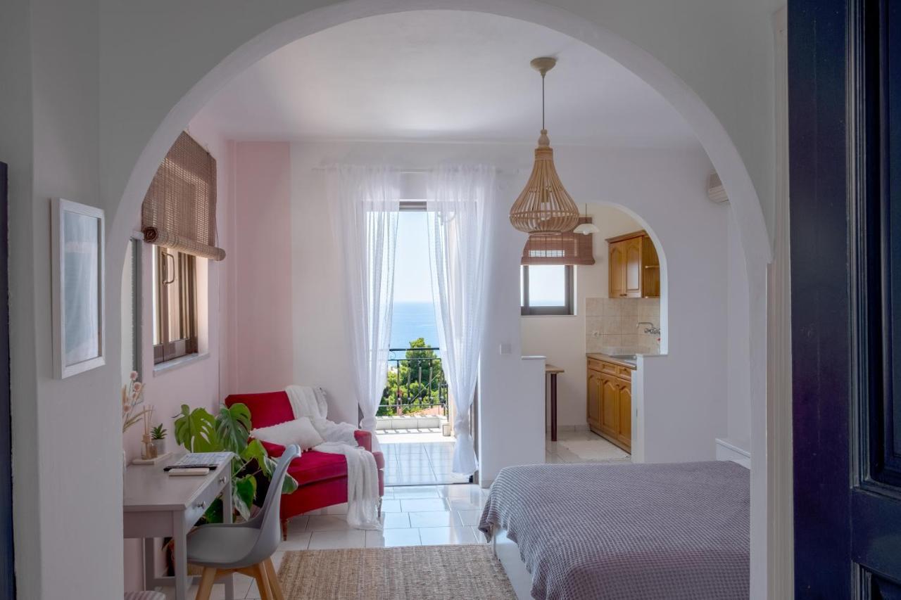 Agia Marina  Pefkides Aegina Boutique Apartments المظهر الخارجي الصورة